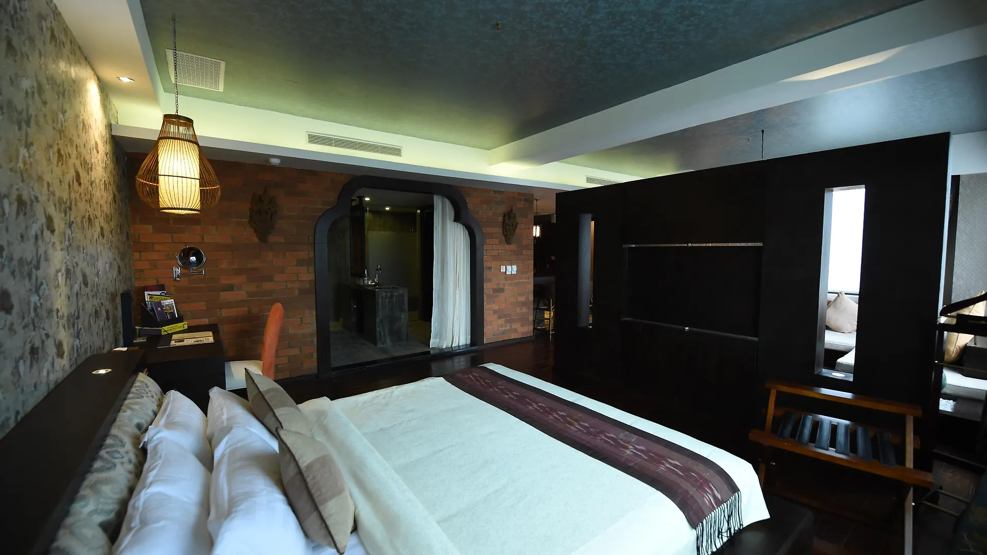 Rose Garden Hotel Yangon