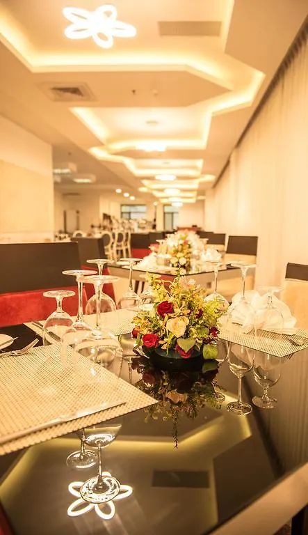 Rose Garden Hotel Yangon