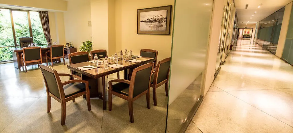 Rose Garden Hotel Yangon